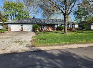 219 McAtee Dr, Iola, KS 66749