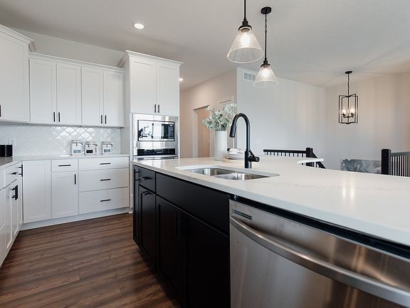 7th image of this home