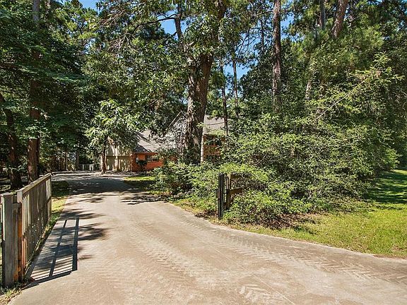 2nd image of 14319 Decker Dr