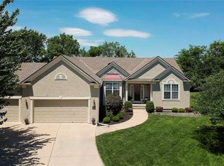 1012 Cherry Hill Ct, Belton, MO 64012