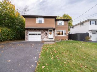 53 Armstrong Rd, Rochester, NY 14616