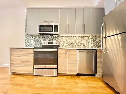 Rented by Corcoran | media 19