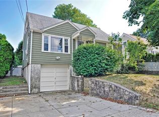4 Pershing Rd, Johnston, RI 02919