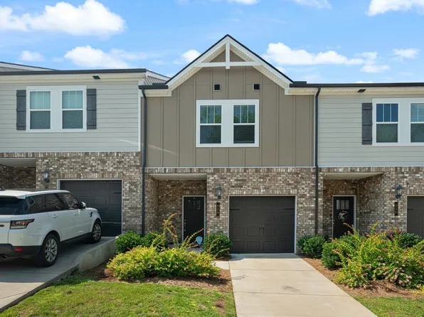 858 Longleaf Ln, Columbia, TN 38401