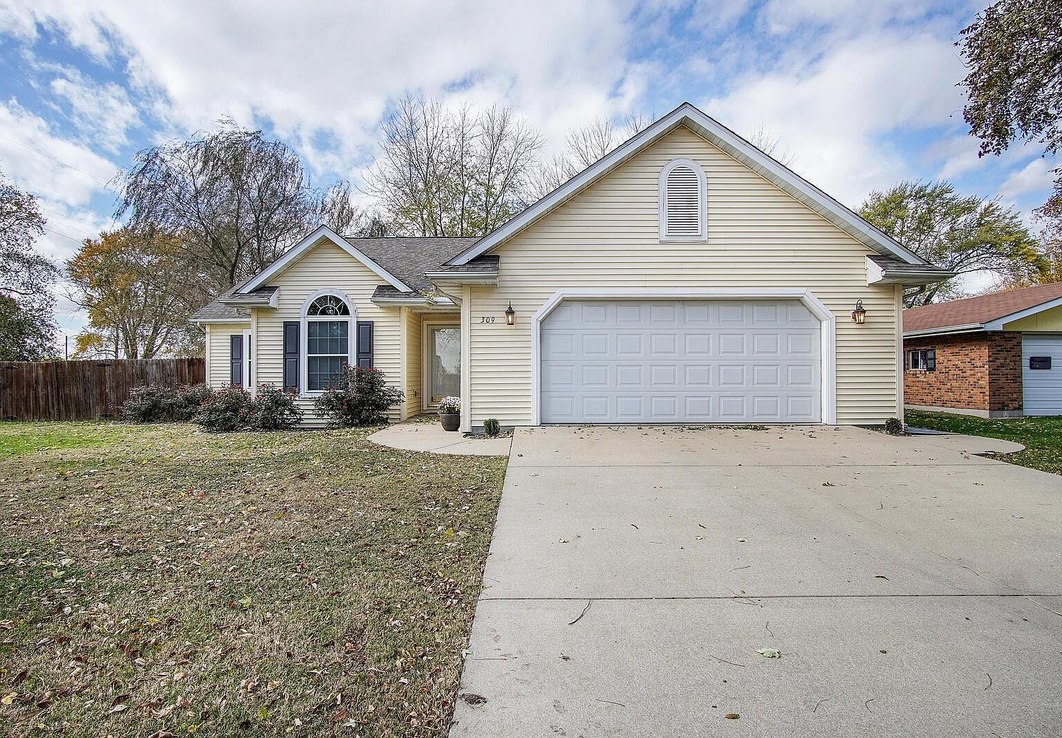 309 Goodall St, Worden, IL 62097 Zillow