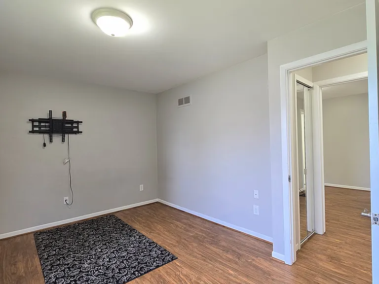 42221 Toddmark Ln — Photo 22