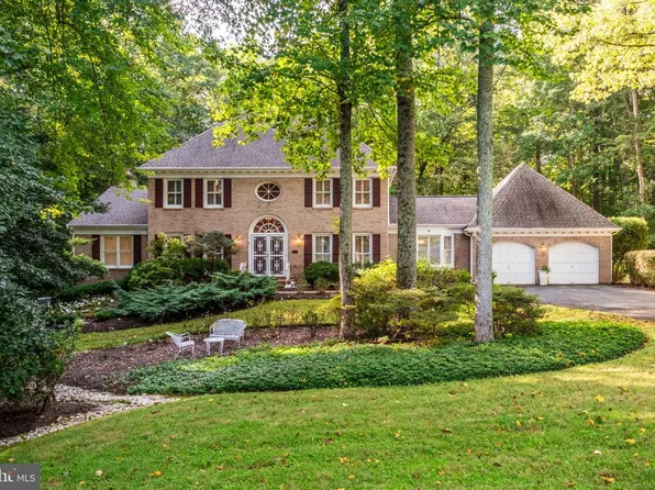 6922 Winners Cir, Fairfax Station, VA 22039