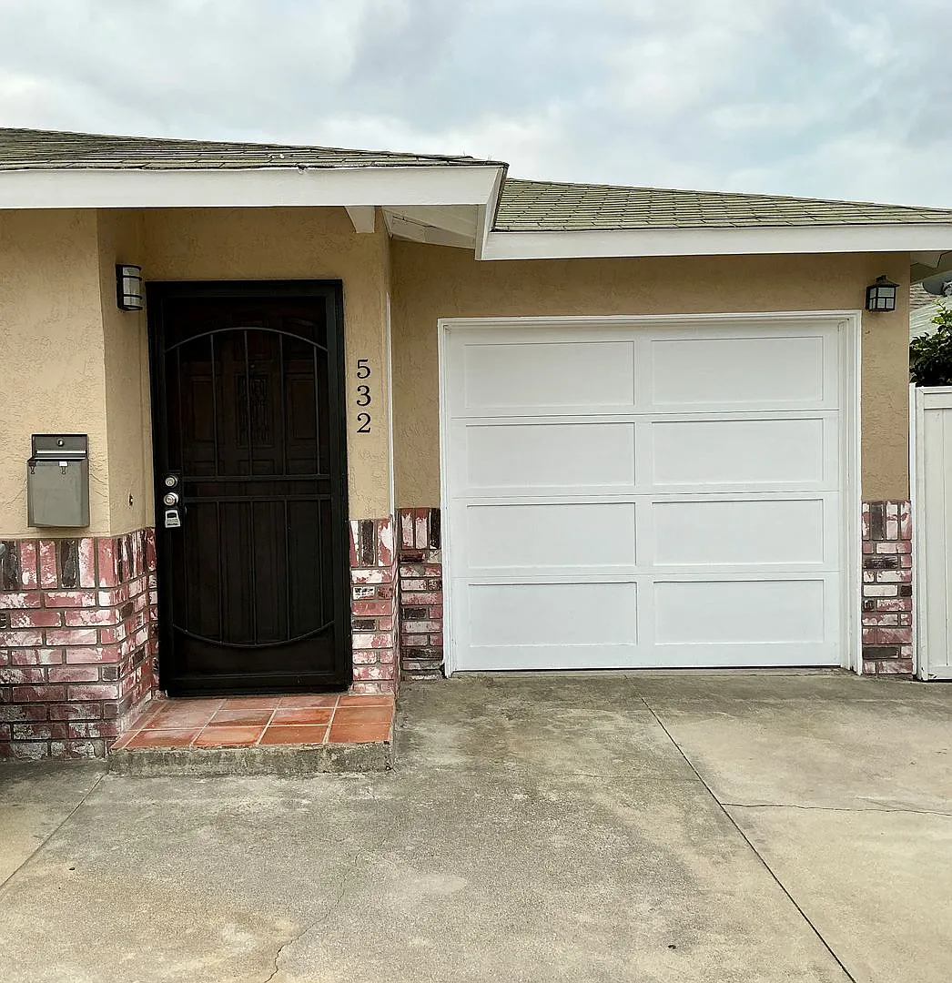 530 East Sycamore Ave. — Photo 1