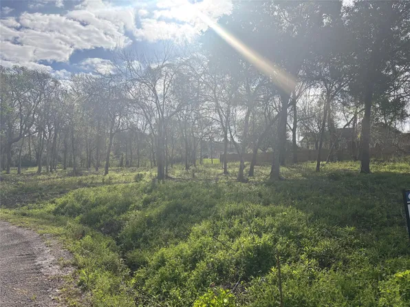 0 Lost Lake Dr, Mont Belvieu, TX 77523