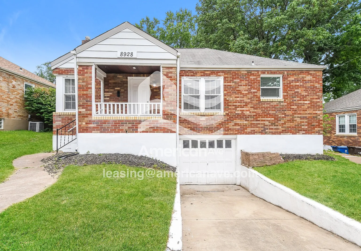 2 bed, 1.0 bath, 975 sqft, $1,270 — Photo 1