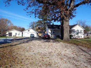 205 Adams St, Genoa, IL 60135