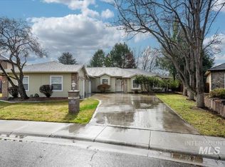 983 N Pinnacle Way, Eagle, ID 83616