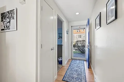 3 bed, 1650 sqft, $2,800 — Photo 4