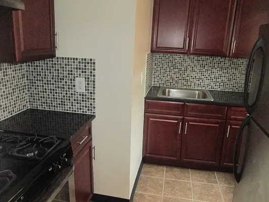 Rented by The Hamilton Group | media 21