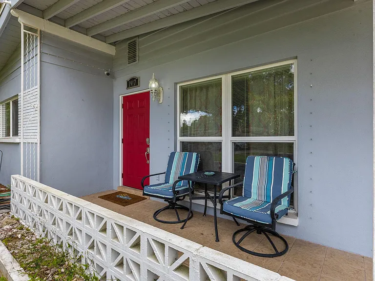 1917 Pinehurst Dr — Photo 10