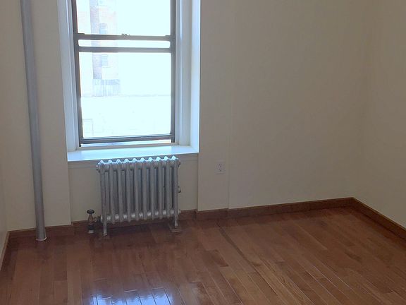 5th image of 150 E 116th St APT 4B