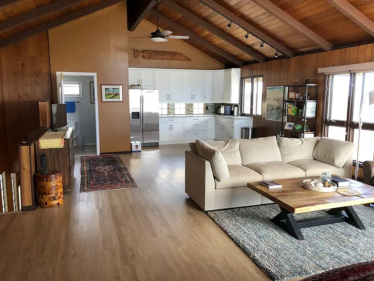 Halekoa Dr — Photo 6