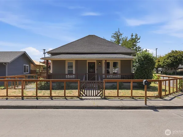 337 loves Avenue, Woodland, WA 98674
