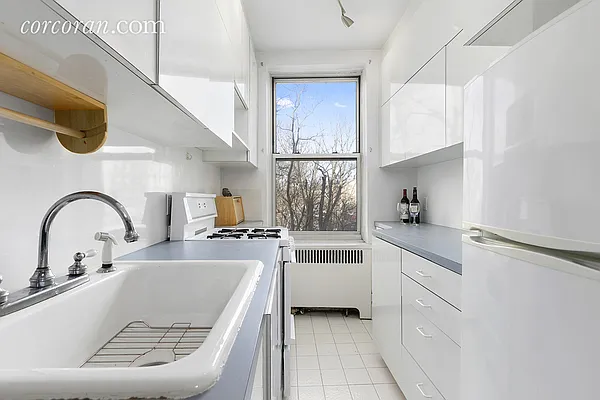 Sold by Corcoran | media 6