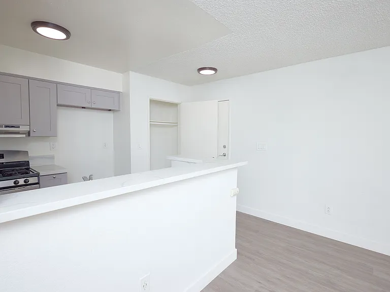 Victory Apartments — Photo 19