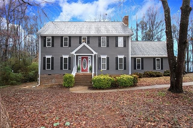 1st image of 215 Hickory Lane Dr