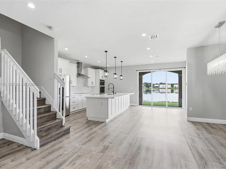 15411 SW 9th Way #0 — Photo 7
