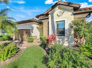 2806 Aviamar Cir, Naples, FL 34114