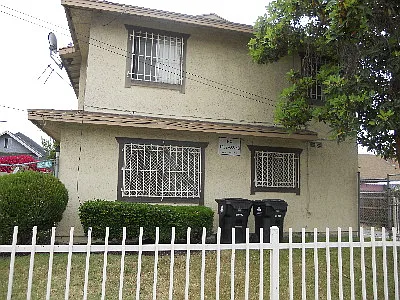 1100 E 112th St #1100 — Photo 14