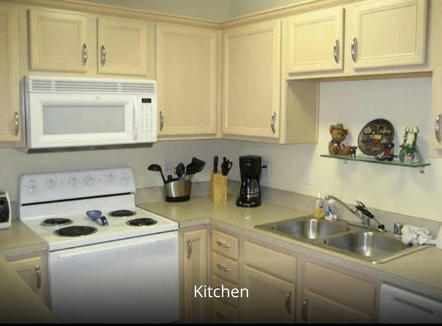 3 bed, 1294 sqft, $2,350 — Photo 2
