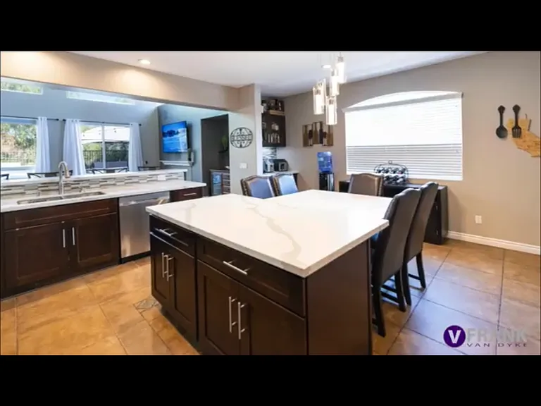 25933 Schafer Dr — Photo 6