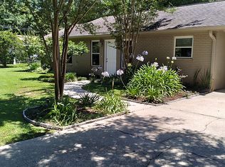 520 Esplanade Ave, Bay Saint Louis, MS 39520