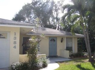 1384 Cooper Dr, Naples, FL 34103