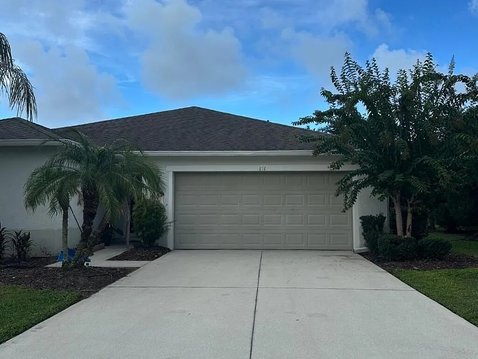 121 Logenberry Ct