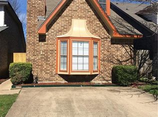 931 Fairbanks Cir, Duncanville, TX 75137