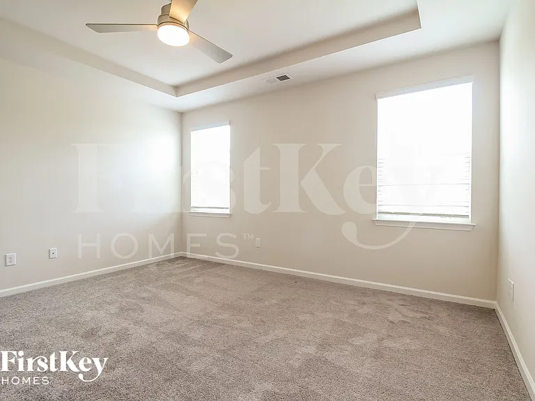 905 Birchcrest Way — Photo 7