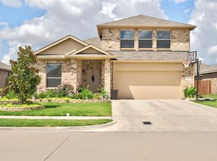 1715 Cross Creek Ln, Cleburne, TX 76033