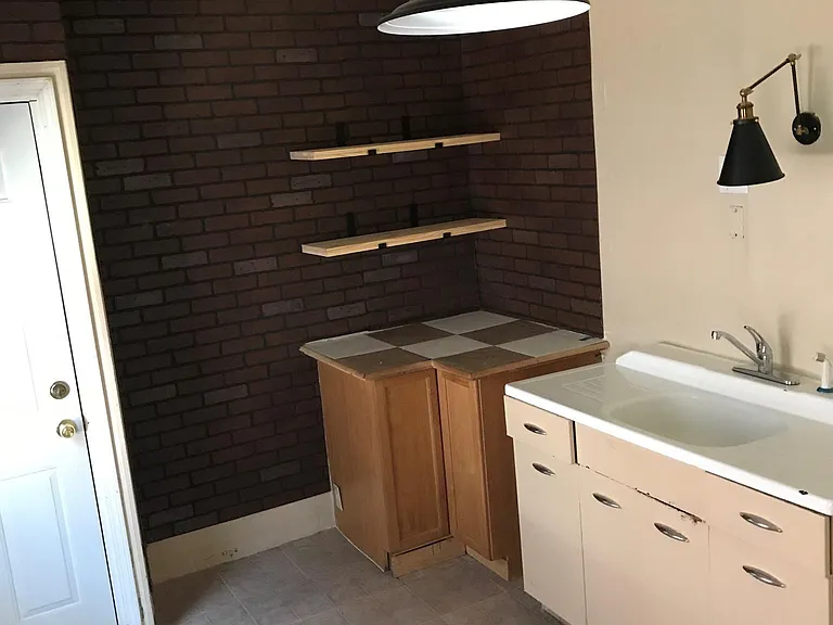 4198 Burns Ave #LOWER — Photo 8