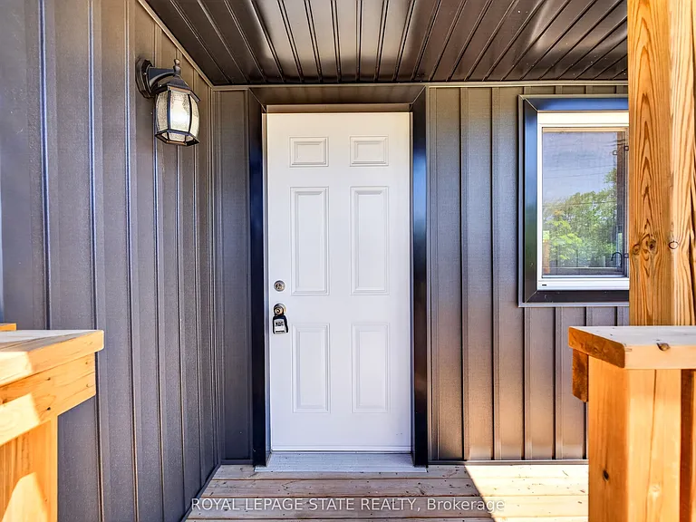 8 Cornell Ave #UPPER — Photo 8