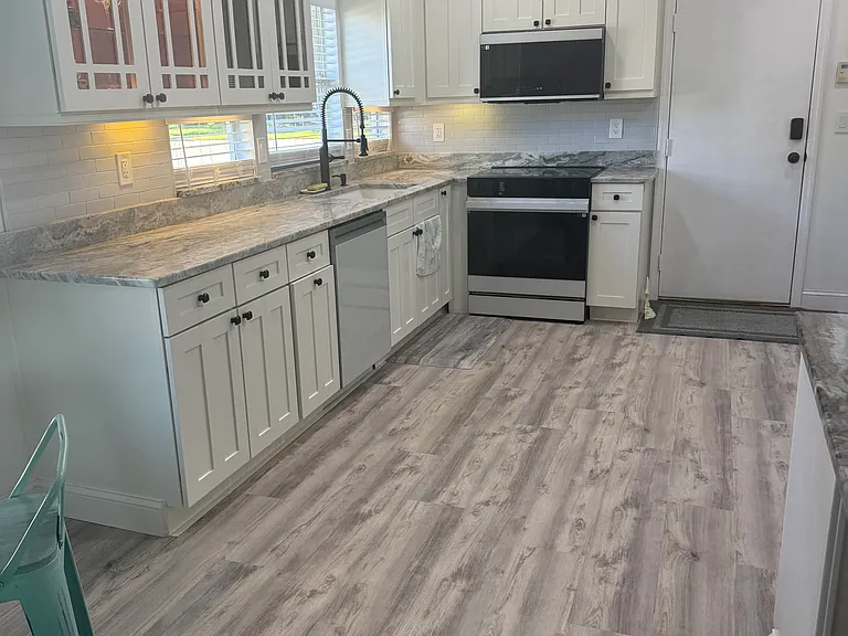 320 Garden Grove Pkwy — Photo 23