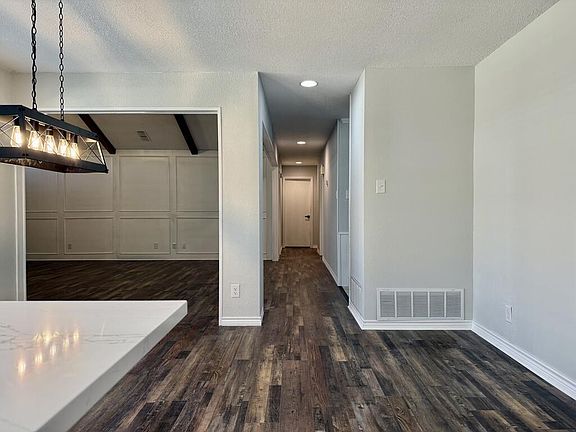5th image of 4708 Preston Dr