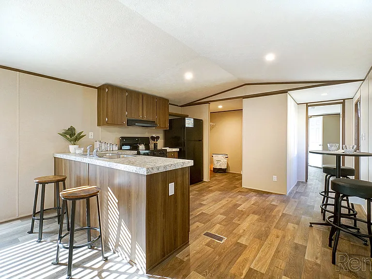 Texarkana - Rent to Own — Photo 8