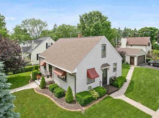 322 E 3rd St, Kimberly, WI 54136