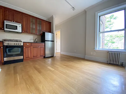 Rented by (Legacy) NY Quality Living Uptown | media 21