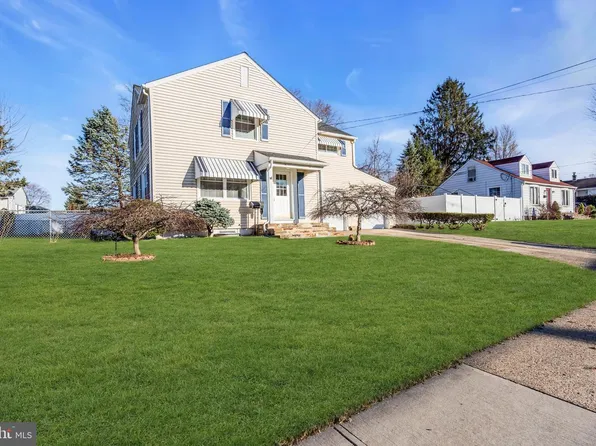 2911 Mercer Quaker Rd, Trenton, NJ 08619