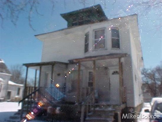 1st image of 120 Stevens St
