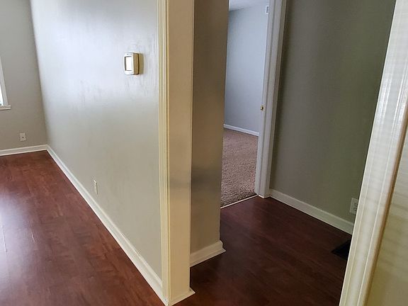 3rd image of 1413 N Lorraine Ave