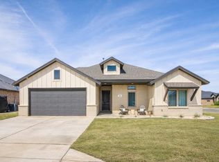 716 Ventoso Cir, Wolfforth, TX 79382