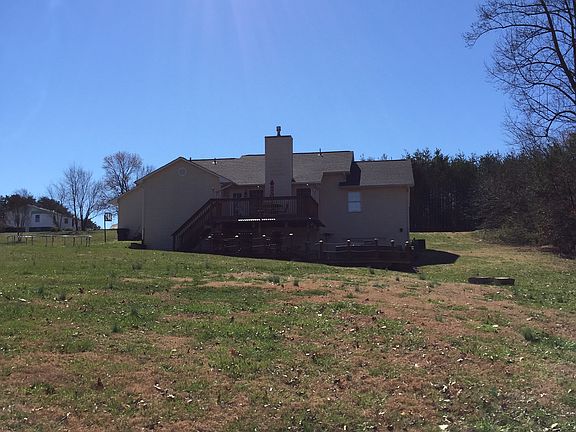 2nd image of 114 Zurich Ln