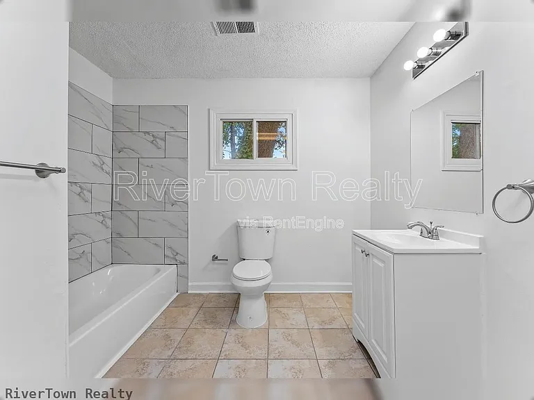 810 Indian Dr — Photo 6