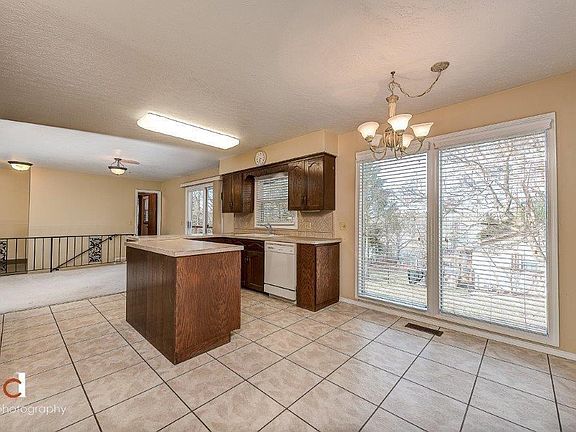 5th image of 9631 Grimes Dr